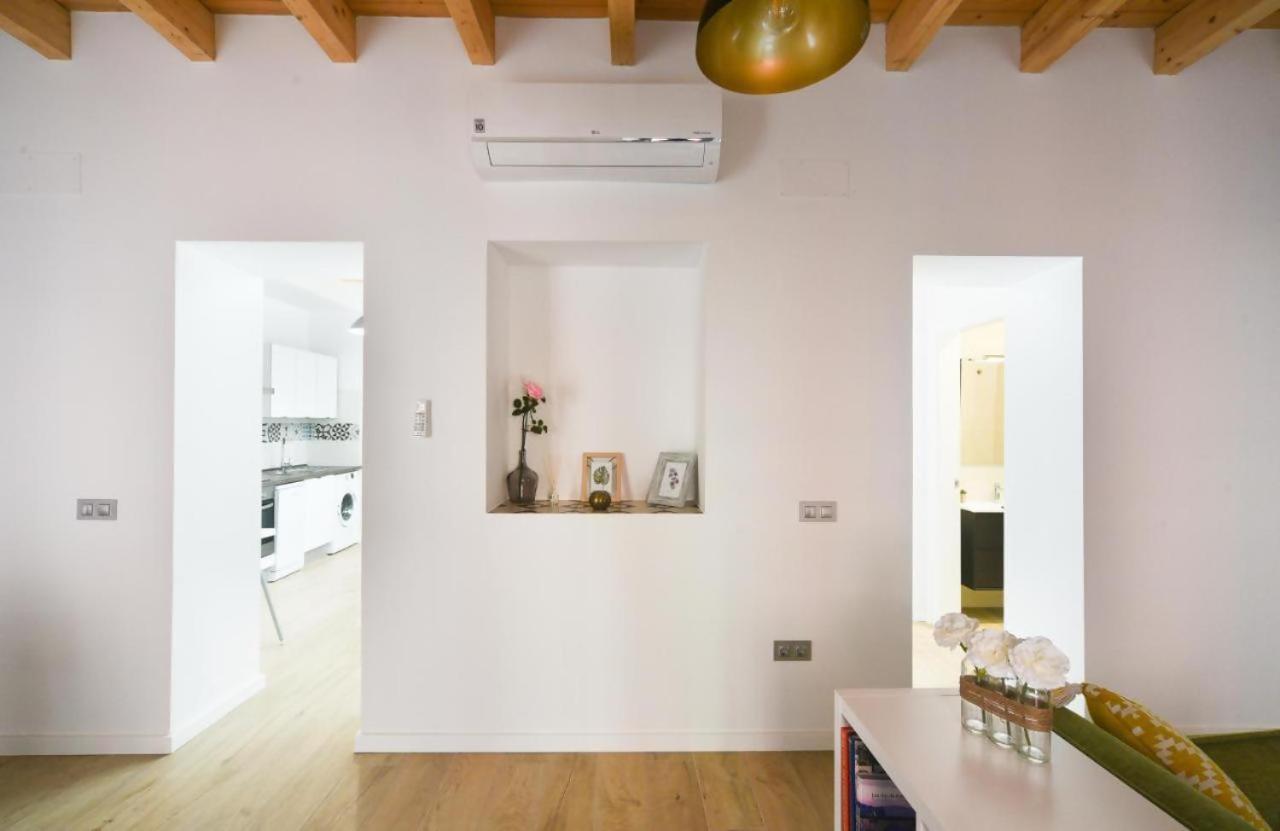 Hostfy Centro Alameda Apartment เซบีญา ภายนอก รูปภาพ